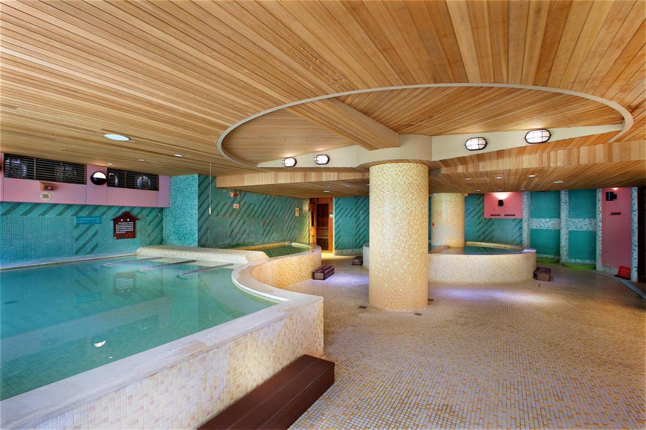 Hotel Royal Chihpin Wenquan Εξωτερικό φωτογραφία A modern onsen in Japan