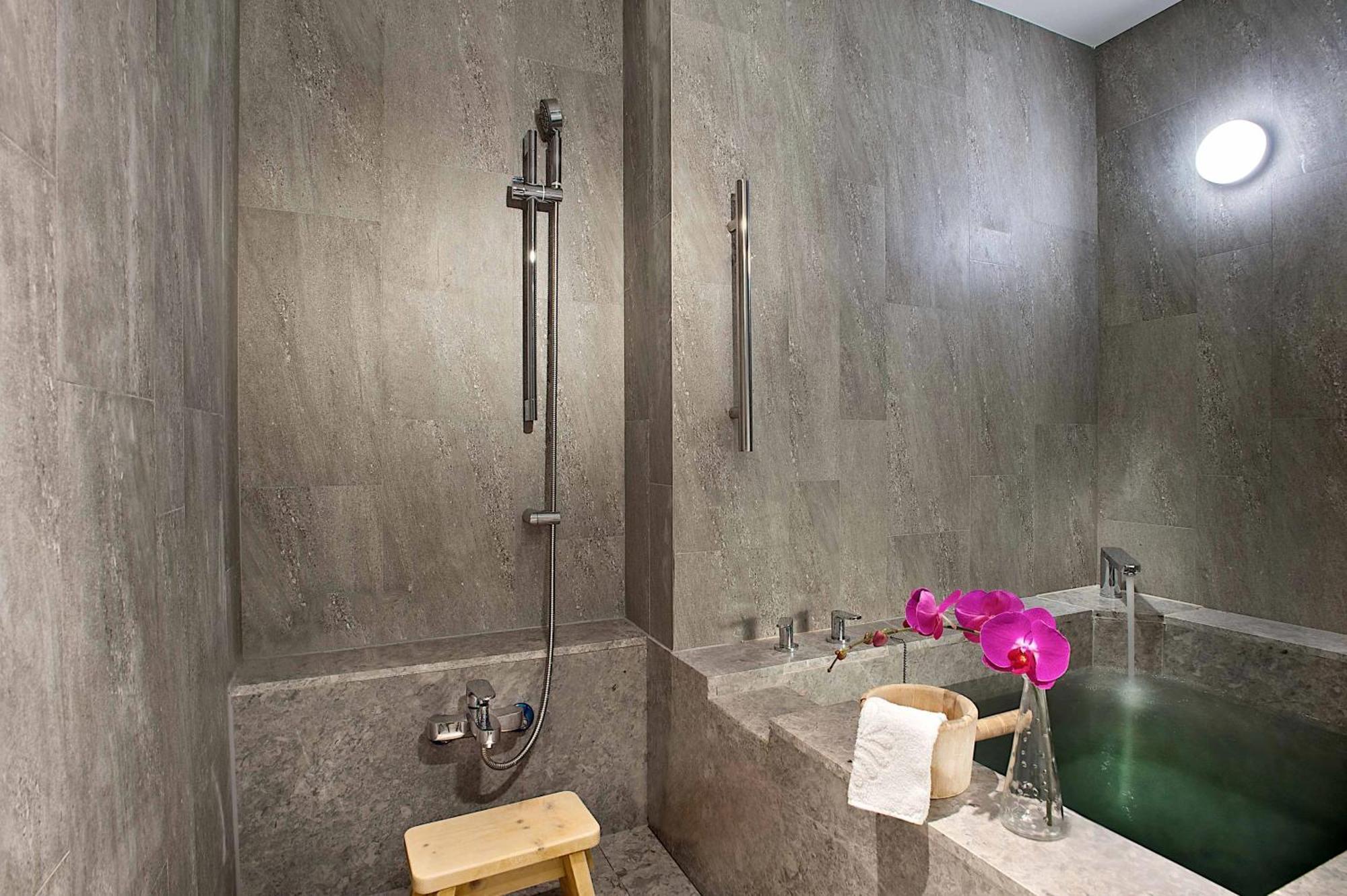 Hotel Royal Chihpin Wenquan Εξωτερικό φωτογραφία Bathroom