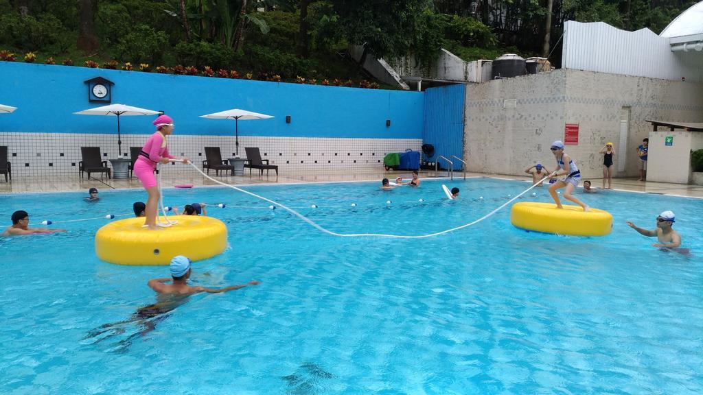 Hotel Royal Chihpin Wenquan Εξωτερικό φωτογραφία The swimming pool at the resort