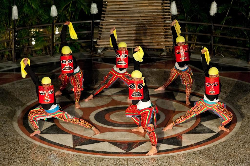 Hotel Royal Chihpin Wenquan Εξωτερικό φωτογραφία The traditional dance of the Tausug people