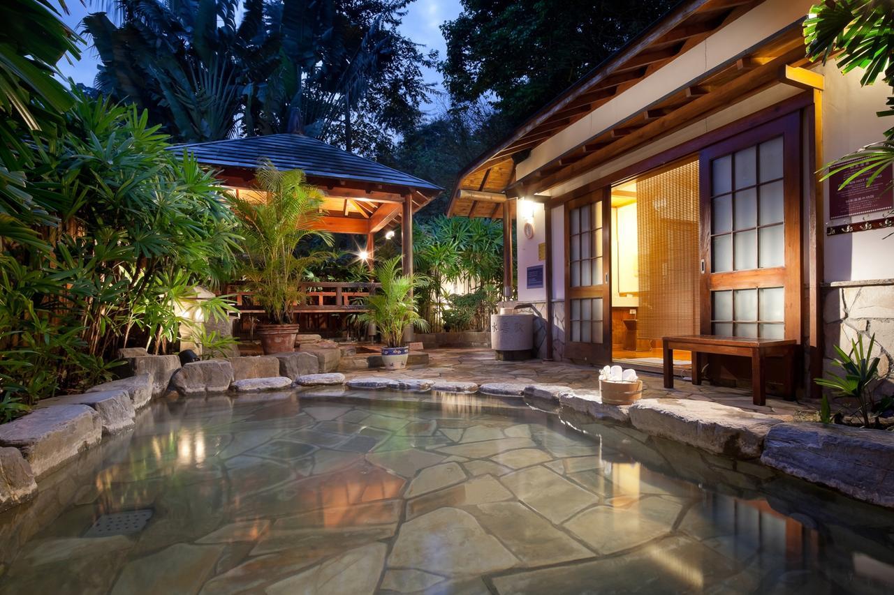 Hotel Royal Chihpin Wenquan Εξωτερικό φωτογραφία A private onsen